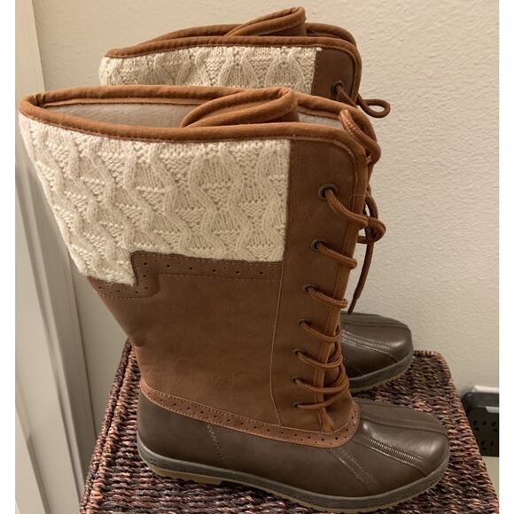 Reila Women's Lace-Up Duck Boots Size 8.5 Brown Faux Leather Knit Upper Rubber - Picture 1 of 9